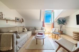 Exceptional location, 2BR right on Place Massena, Newly Renovated