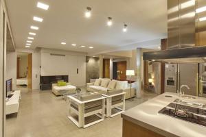 Modern 5 Bedroom Villa in Ibiza Haven, 1239