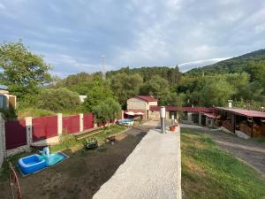 David guest house LOFT Коттеджи на берегу реки