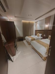 جولدن نيو محايل-نيلوفور فور محايل سابقا