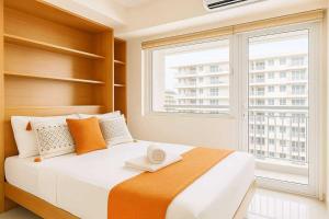 729A Near MOA and Airport PoolView Balcony