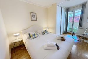 Cannes central Rue dAntibes wide 1 BDR w terrace - quiet in green scenery