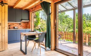 U Helci - Na Krańcu Świata - Azyl tylko dla Dorosłych