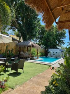 Alona Garden Suites