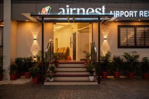 AIRNEST Airport Residency