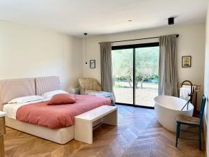 Maisons de vacances Coquelicot Classic Provencal House : photos des chambres