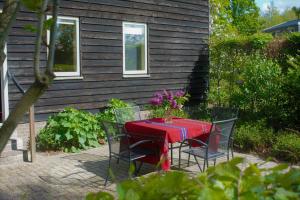 Hoeve aan de Zuurlanderes Tuinhuis