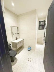 2 Bedrooms Apartment with private balcony-23