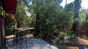 Chalets Le Cabanon entoure de Pins : photos des chambres