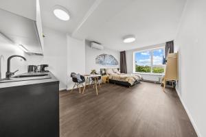 Modern city-center apartment with castle view