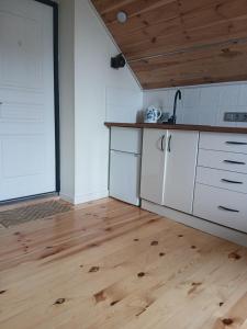 На Ковальській з видом на фортецю