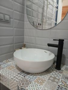 На Ковальській з видом на фортецю