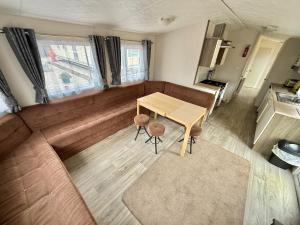 Four-bed Delta Caravan, Uddingston, Glasgow Located in Uddingston, Glasgow at Maryville Caravan Site