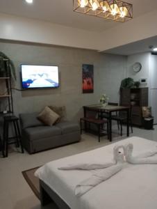 One Palm Tree Villas