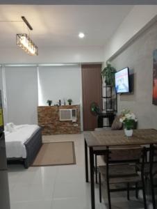 One Palm Tree Villas