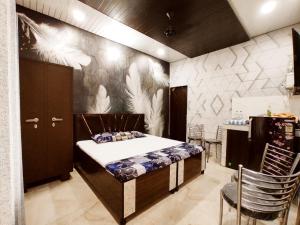 S & A HOMESTAY & PG - Budget Rooms Near LPU Phagwara LAW Gate