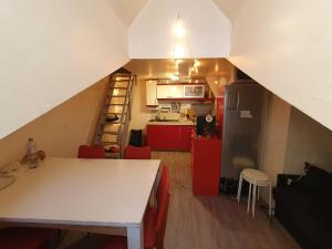 Appartement en duplex avec 3 chambres, au 4e et dernier étage