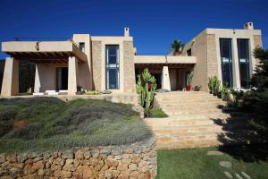 Elegant Villa Escape in San Jose, 1036