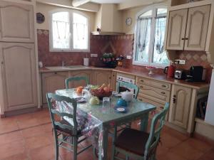 Appartements La Louviere Plaine d-Eygalieres : photos des chambres
