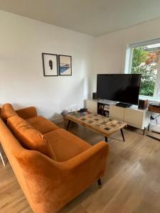 Oakridge 8min to Langara Station New 3B2B Boutique Villa - Ubytování bez kategorie ve městě Vancouver