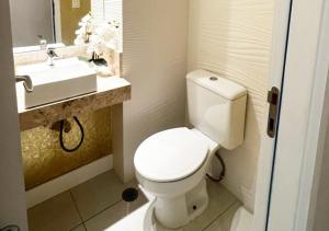 Aluguel de Apartamento em Santos com 2 Quartos e Churrasqueira na Varanda