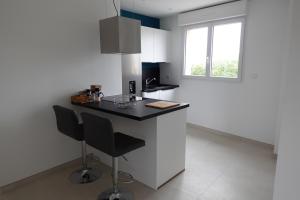 Cocon moderne avec terrasse a deux pas de locean