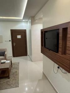 شقق روز السفارات للشقق المخدومه اقتصادي Economy