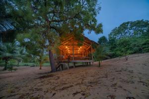 Wild Edge Panama - Kumana Safari Lodge