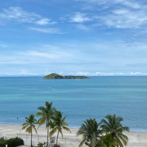 Villa Agueda Decameron, golf club and swimming pool