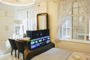 Bougie Studio by St Pauls