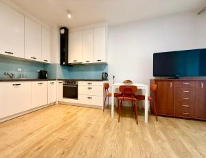 Cozy Stay Apartment Szaserów