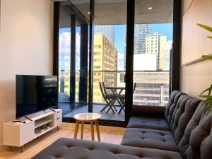 Luxury CBD Beach Vibes-Queen Bed-Gym