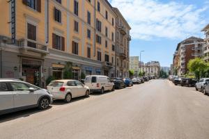 Casa Gorilla Sempione, Milan Apartment