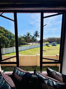 Tranquil Shores Modern 1BR WiFi Pool Beach