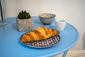 BOBBY - A lovely studio & garden, Varnava , Pagrati