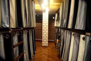 Charyana Hotel AC Dormitory