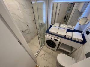 3bedroom hotel Orbi city C block