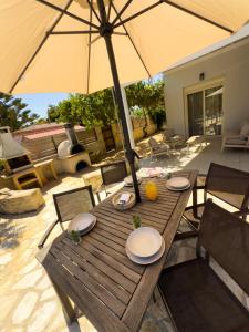 Villa Karneios - Private Pool near Chania & Beach