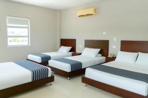 Hotel Caribana Express