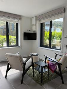 Cille Apartments, Ballyferriter village