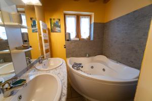 Chalets Magnifique chalet a 3km PEYRAGUDES PYRENEES LUCHON : photos des chambres