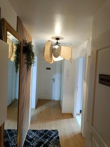 Chambre avec salon et balcon - Gare Annemasse