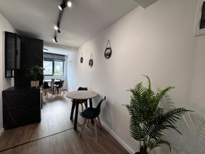 AFI Apartments & Rooms with GARDEN and FREE PARKING, Self check-in