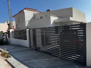 The Artist House - Best Sea View in Porto Rafti