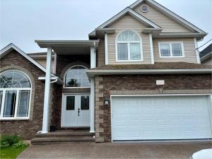 4- Bedroom Modern Townhouse - Ubytování bez kategorie ve městě Halifax