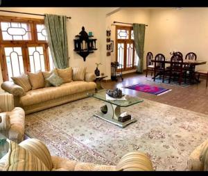 Attakoy Country home