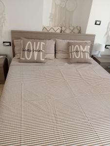 HOME SWEET HOME Antonella