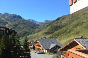 Résidence Ski Soleil - Magnifique studio déco style chalet au pied des pistes MAE-5704