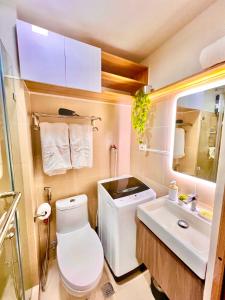 Scandi-Style & Organic condo Shore 3 MOA