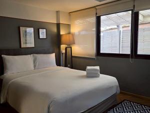 Somewhere to Escape - Hometel